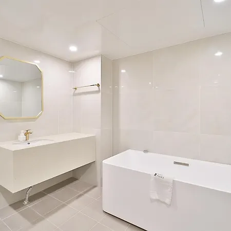 Hotel Palace คยองจู ภายนอก รูปภาพ